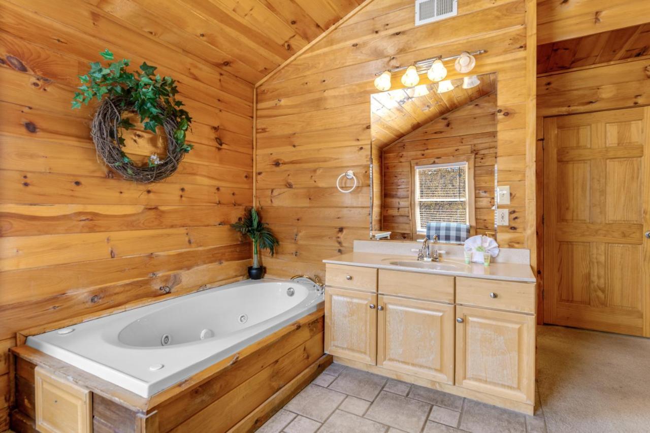Papaw's Bear Den Hébergement de vacances